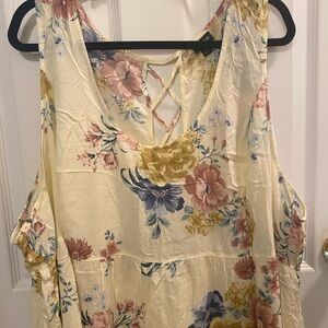 Torrid Cream Floral Sleeveless Tank Top